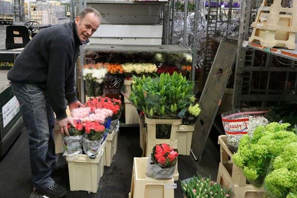 Buying flowers at the auction
